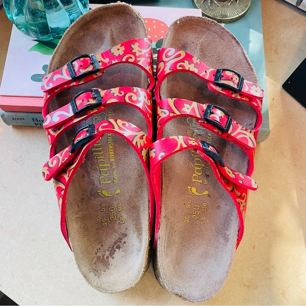 [Birkenstock] Papillio Red Floral Sandal